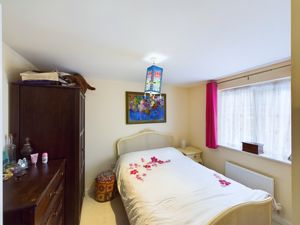 Bedroom- click for photo gallery